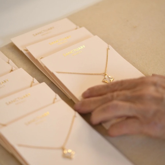 Rose quartz serenity necklace - Picture 6 of 8